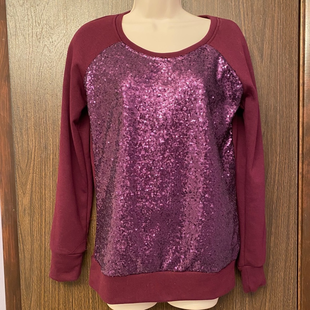 WINDSOR plum sequin slim holiday sweatshirt S